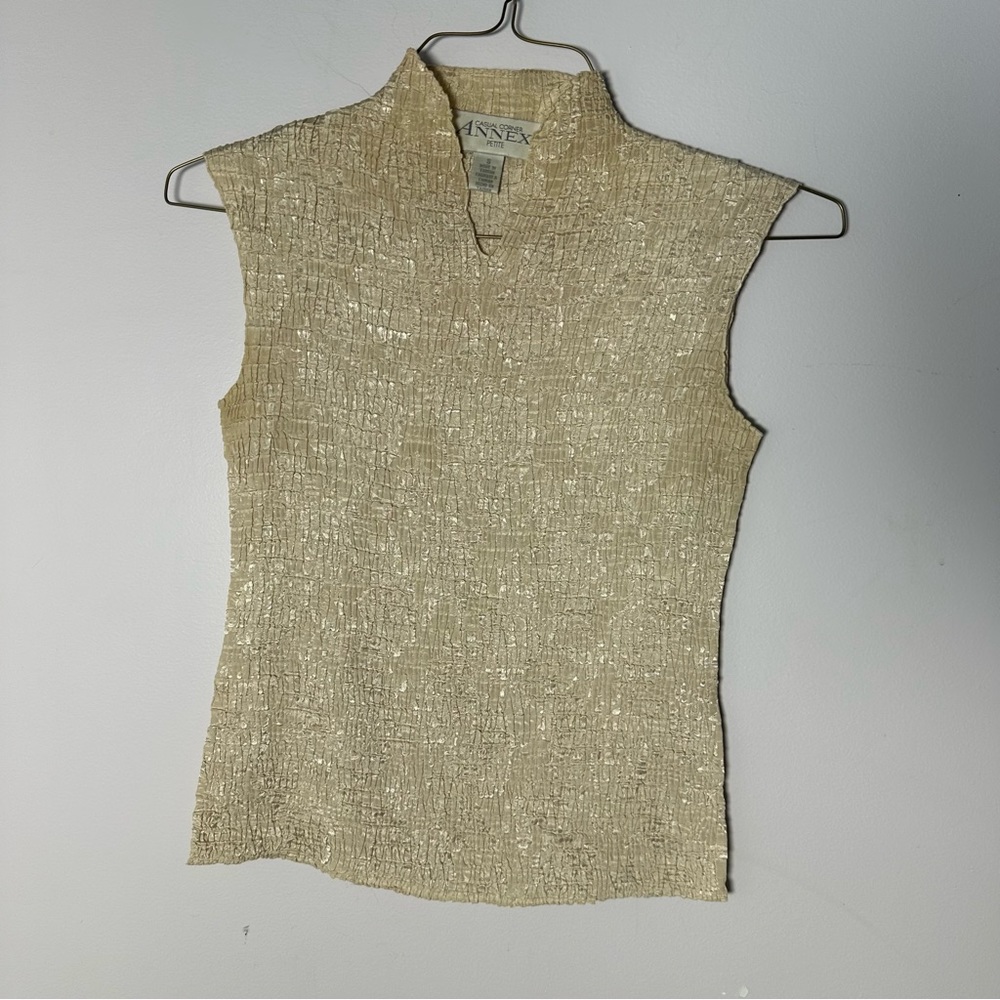 EUC Womens Casual Corner Annex Petite Small S Cream Stretchy Sleeveless